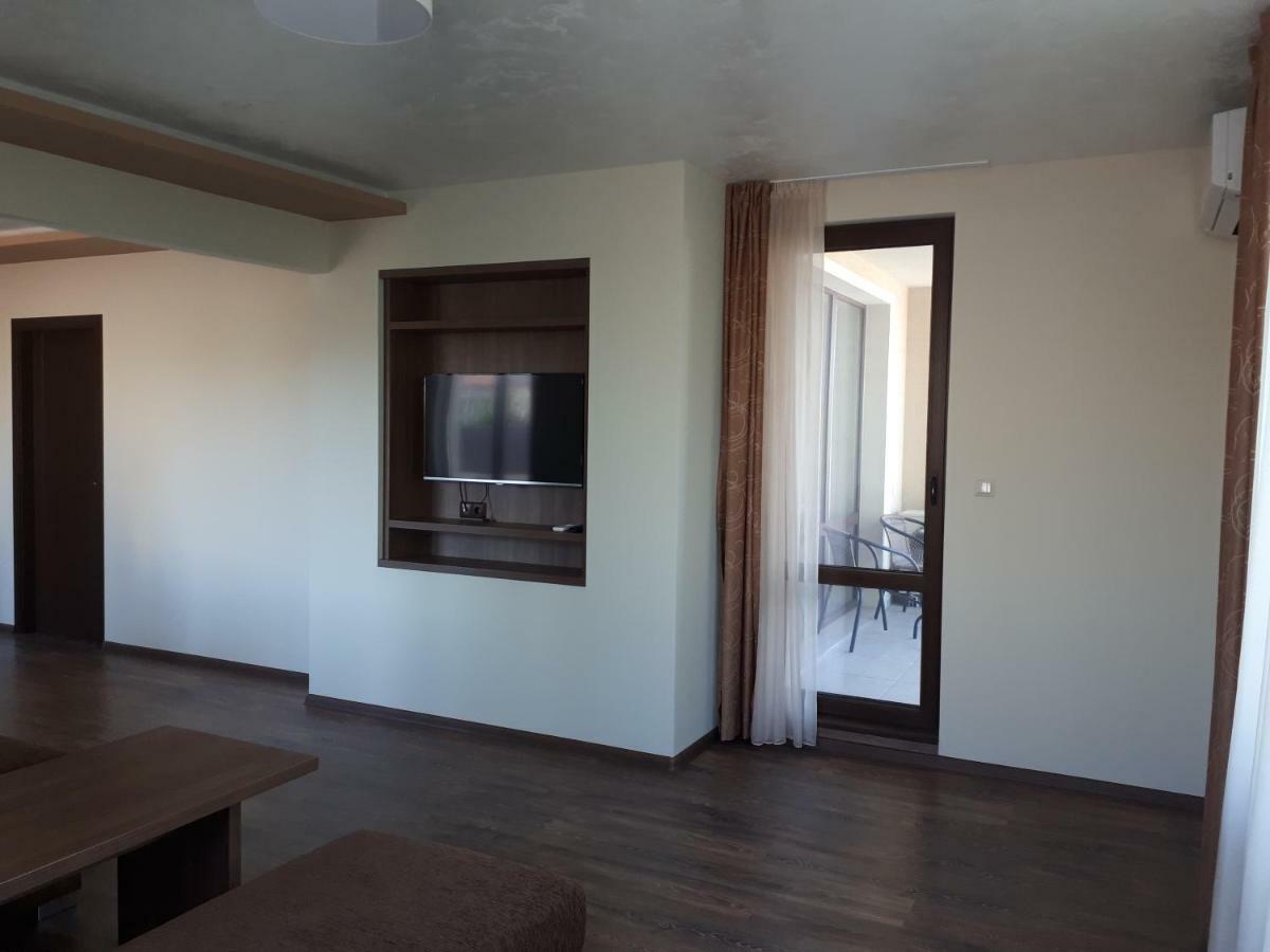 Gradina Hotel Chernomorets Luaran gambar