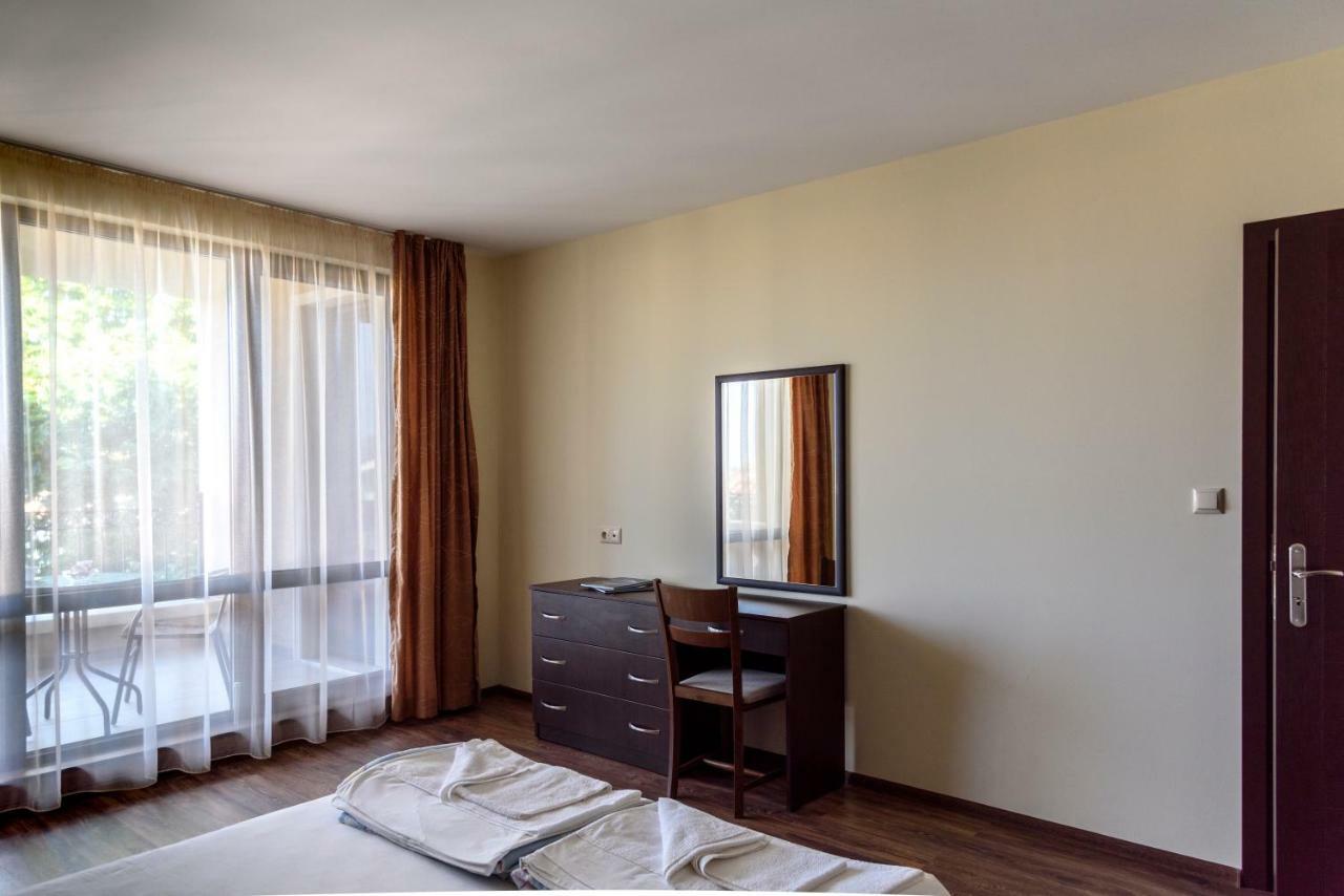 Gradina Hotel Chernomorets Luaran gambar