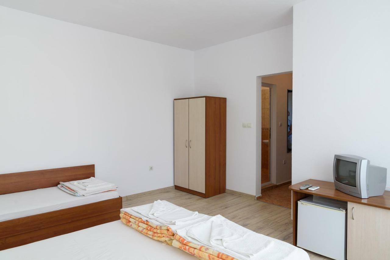 Gradina Hotel Chernomorets Luaran gambar