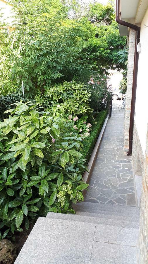Gradina Hotel Chernomorets Luaran gambar