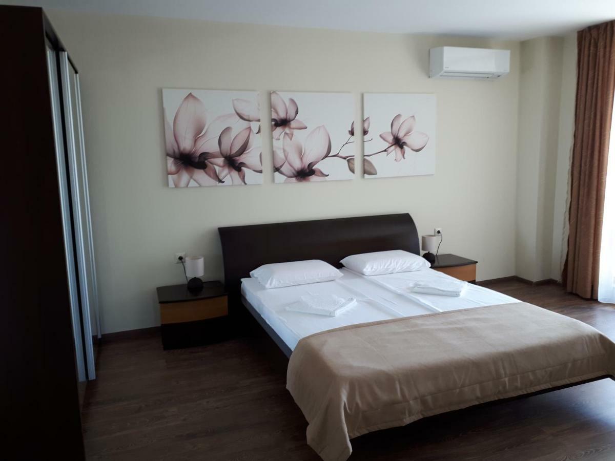 Gradina Hotel Chernomorets Luaran gambar